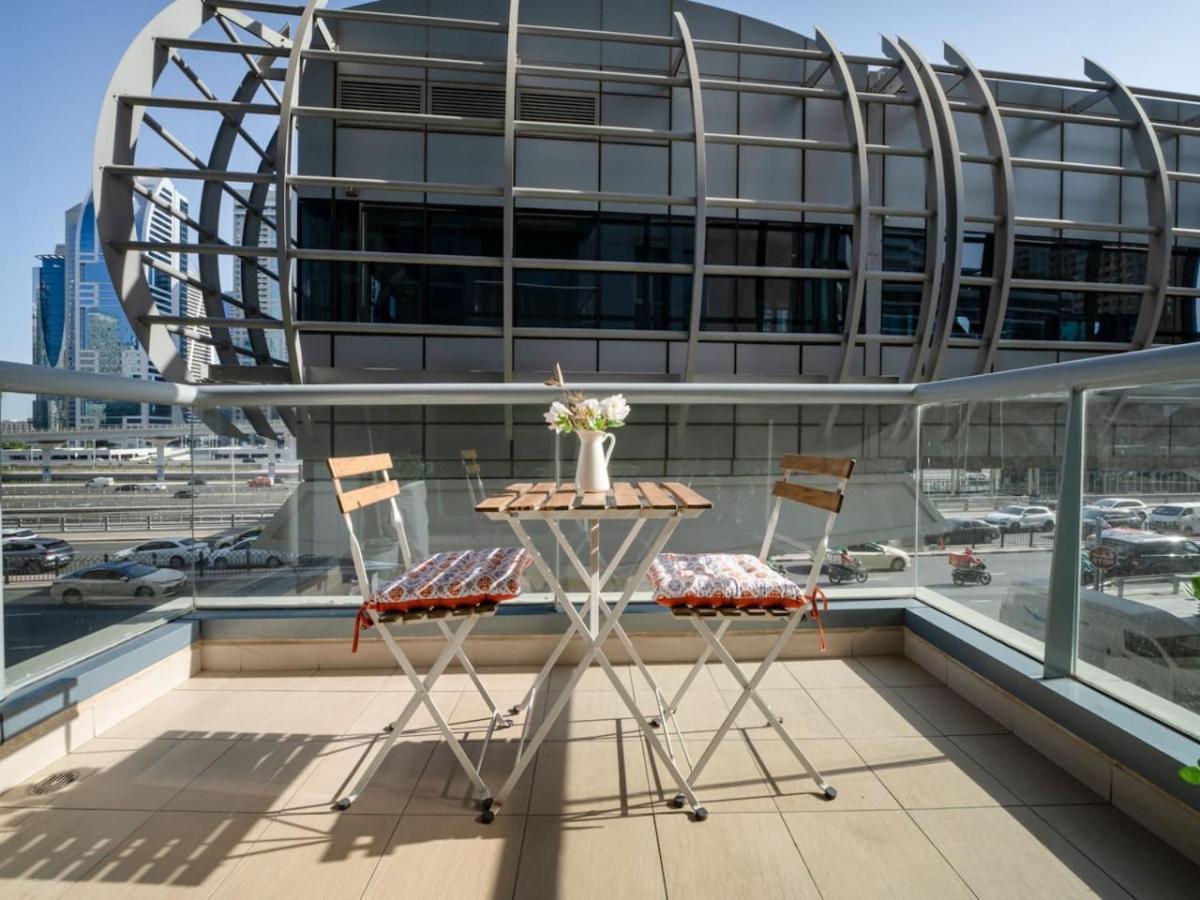 Marina 1 Bed With Direct Metro Access Appartement Dubai